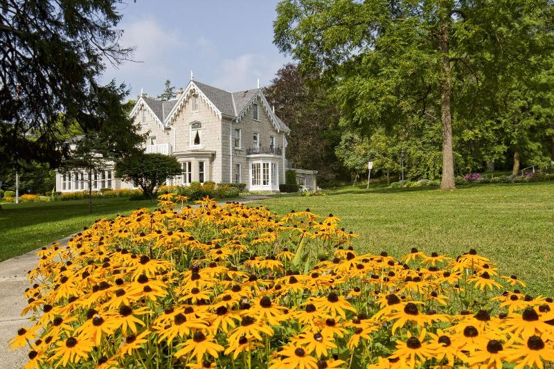 Westover Inn — general view