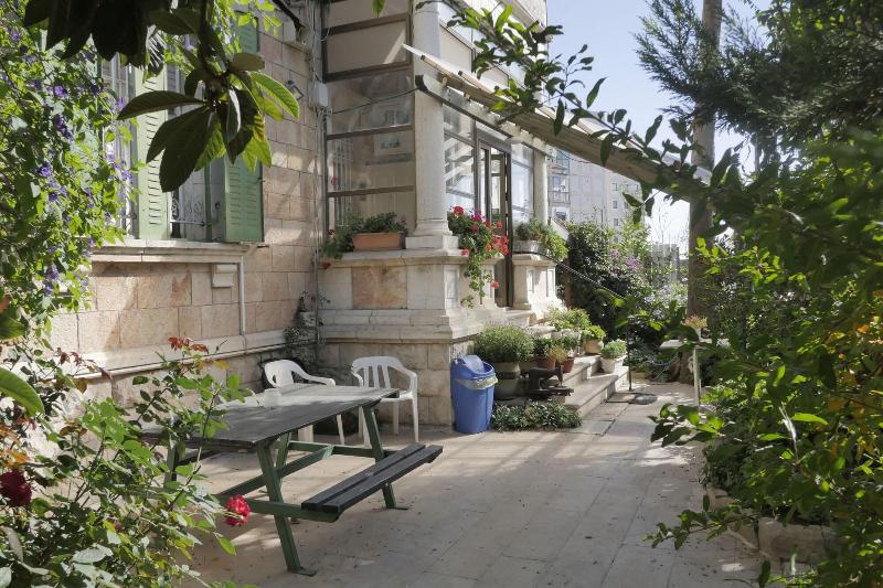 Allenby 2 Bed & Breakfast — main photo