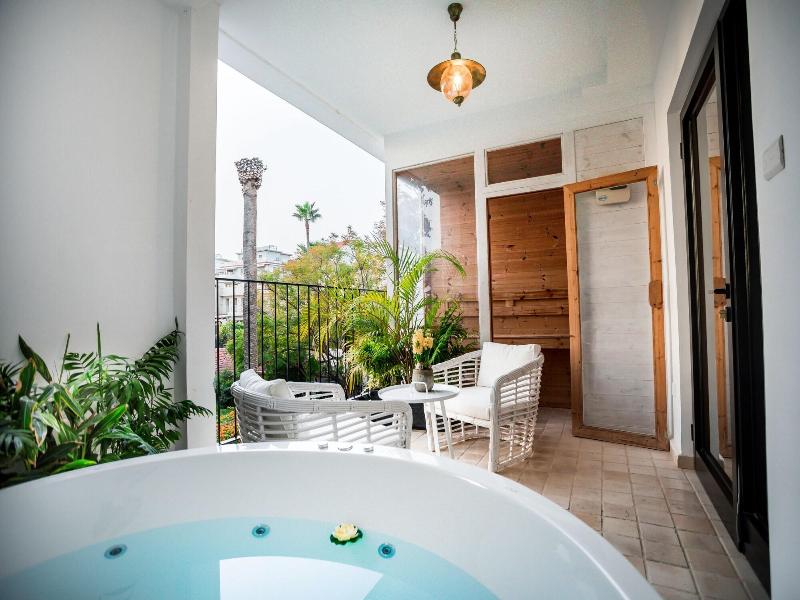 Lear Sense - Experience Luxury Hotel image