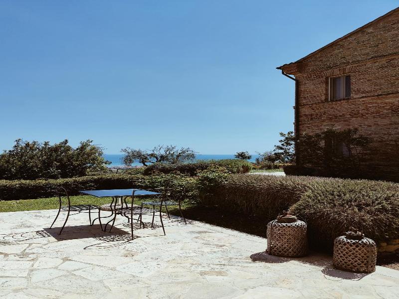 Pamperduto Country Resort image