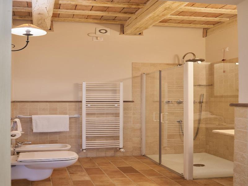 Pamperduto Country Resort image