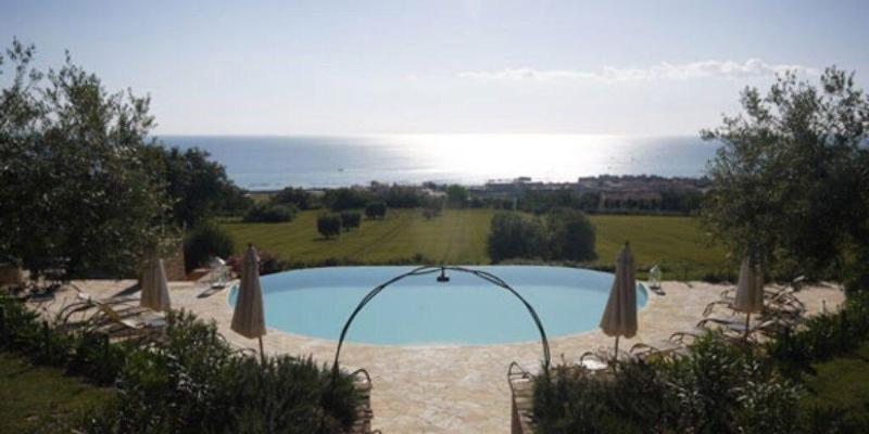 Pamperduto Country Resort image
