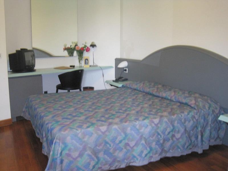 Albergo Villa & Roma image