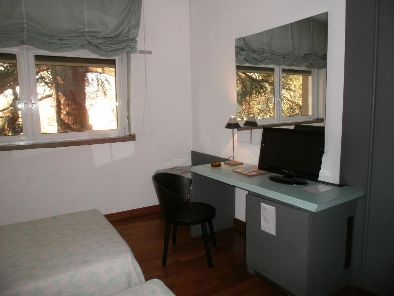 Albergo Villa & Roma image