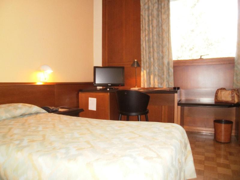 Albergo Villa & Roma image