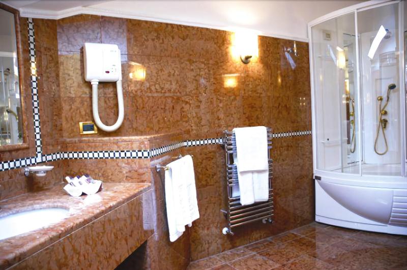 Hotel Serino image