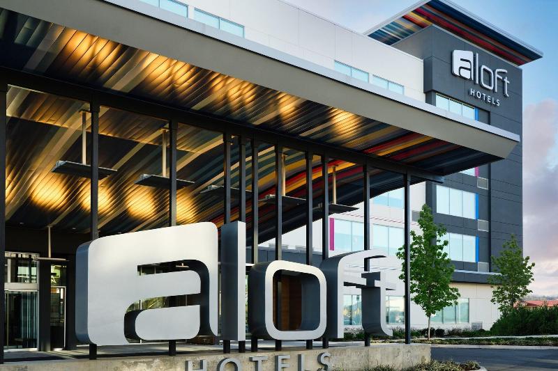 Aloft Knoxville West image