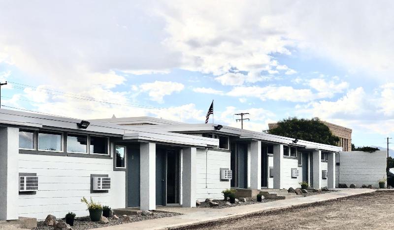 Blue Sage Inn & Suites image