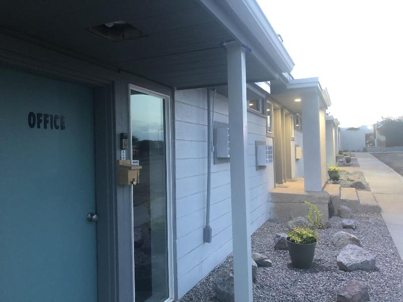 Blue Sage Inn & Suites image