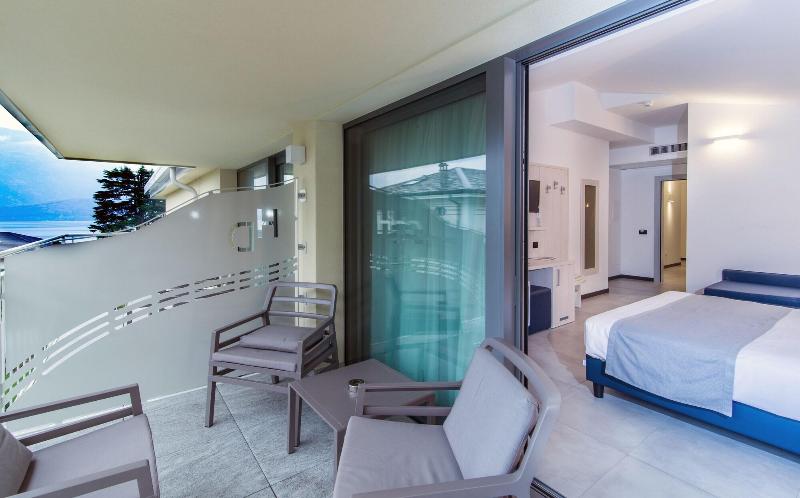 Hotel Domaso image