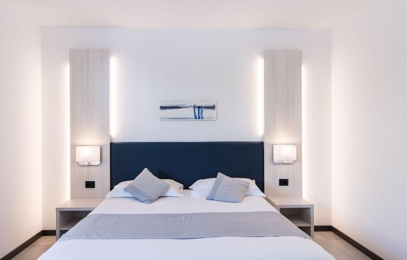 Hotel Domaso image