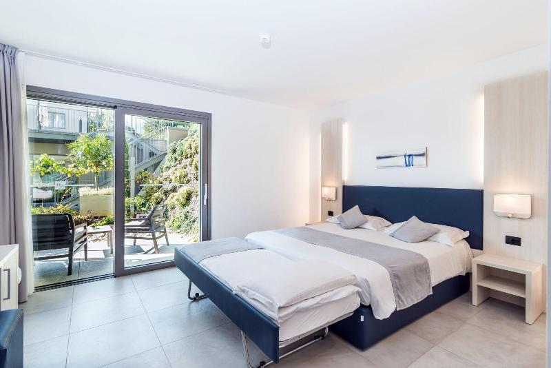 Hotel Domaso image