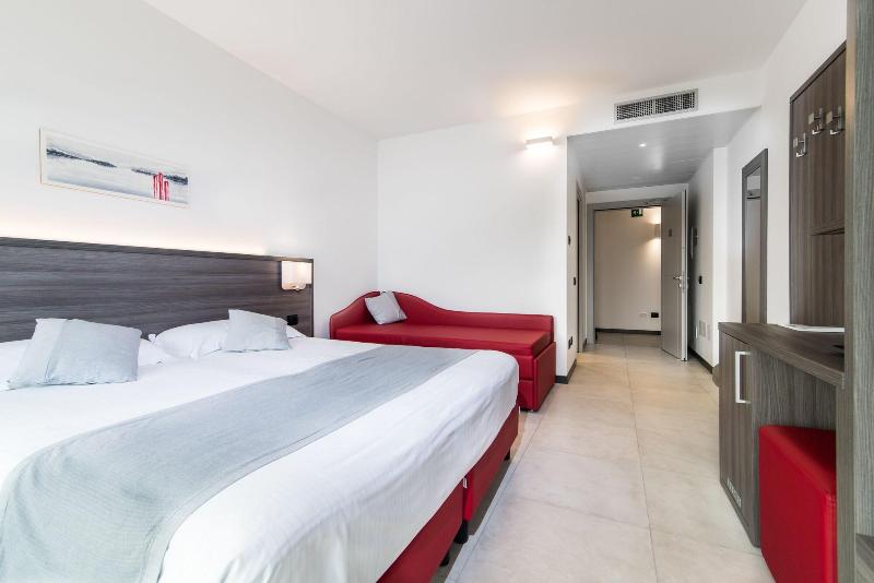 Hotel Domaso image