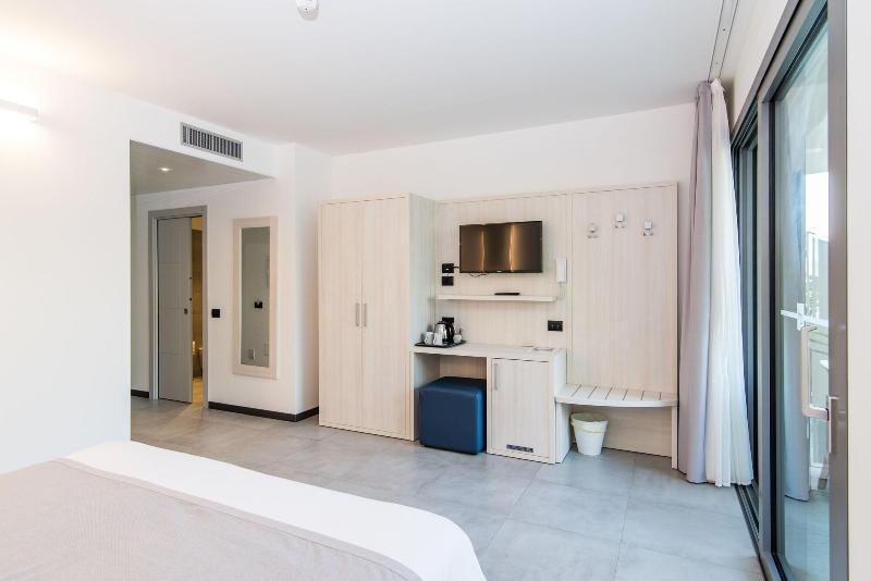 Hotel Domaso image