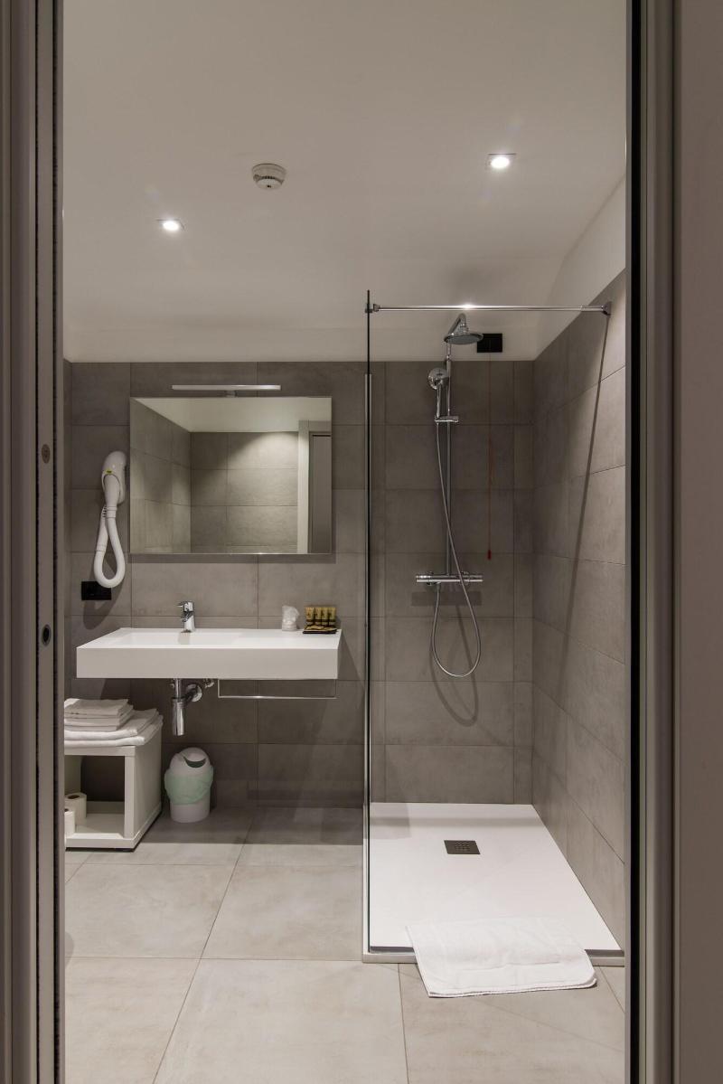 Hotel Domaso image