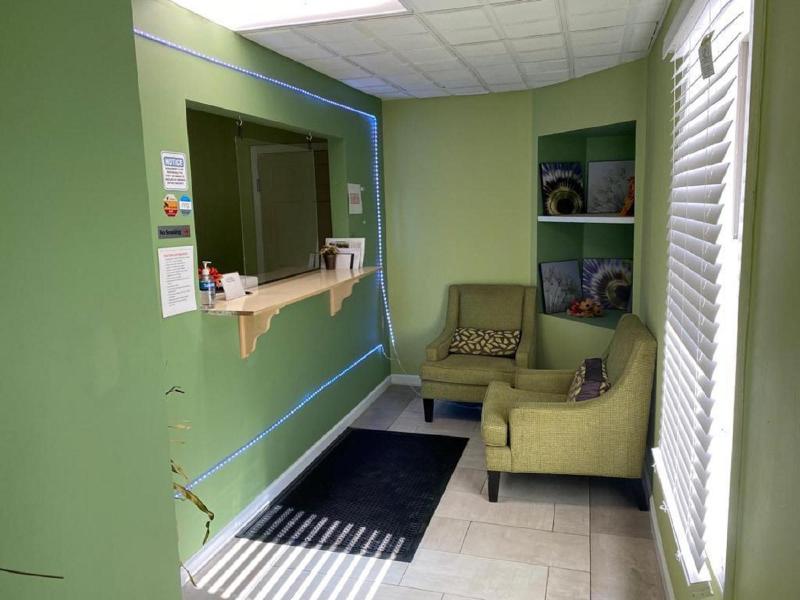 Budget Inn Express — general view