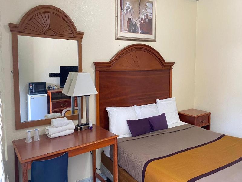 Budget Inn Express