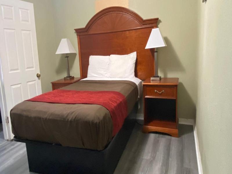 Budget Inn Express — general view