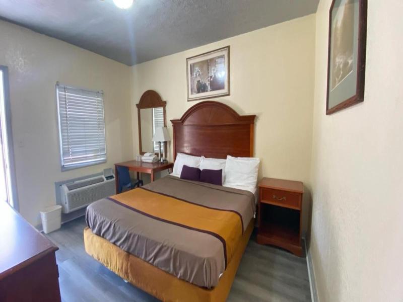 Budget Inn Express