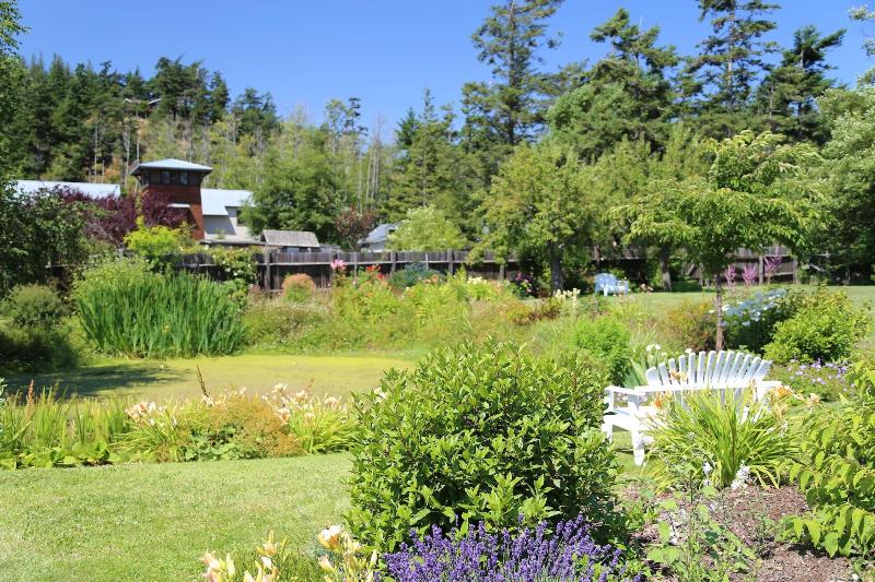 Outlook Inn On Orcas Island image