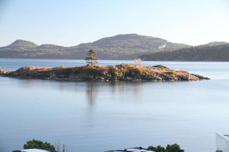 Outlook Inn On Orcas Island image