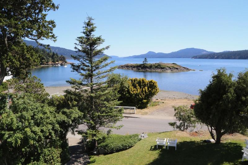 Outlook Inn On Orcas Island image