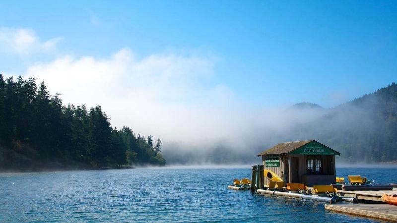 Outlook Inn On Orcas Island image