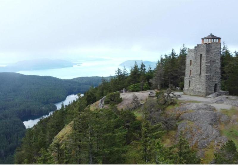 Outlook Inn On Orcas Island image