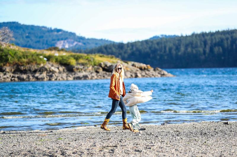 Outlook Inn On Orcas Island image