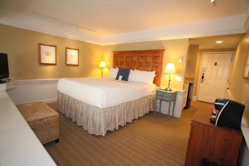 Outlook Inn On Orcas Island image