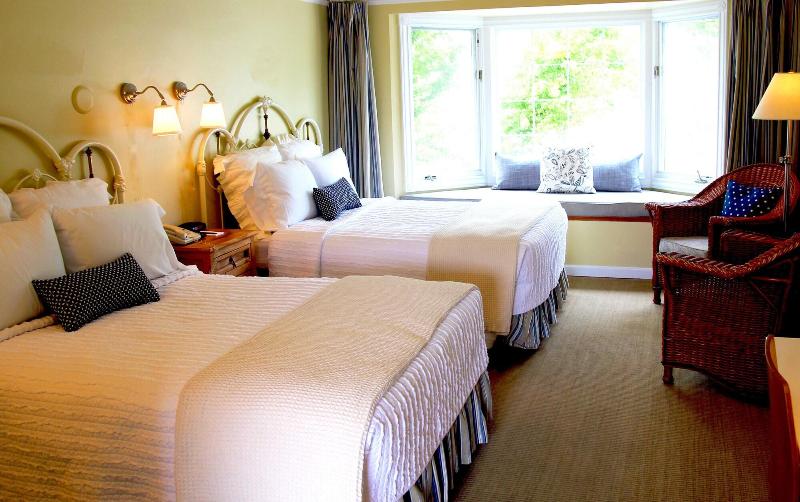 Outlook Inn On Orcas Island image