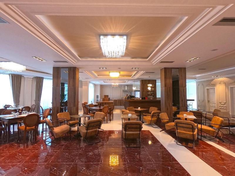Gardenland Resort image