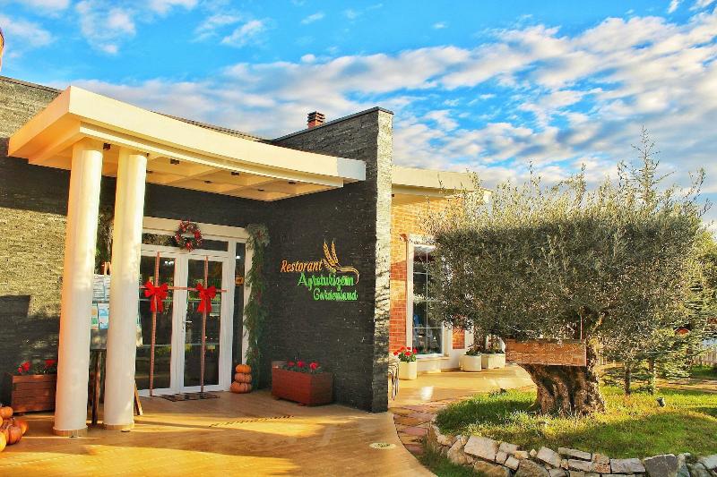 Gardenland Resort image