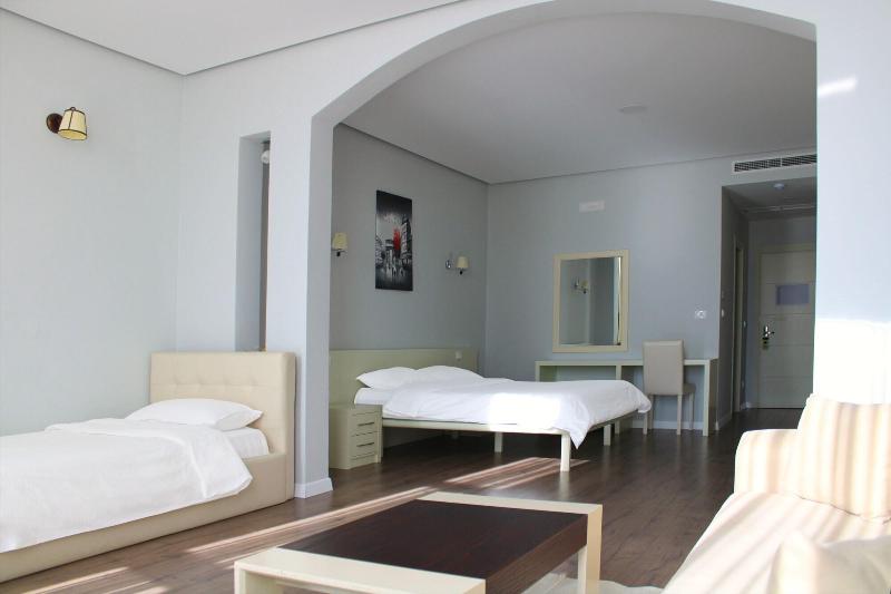 Gardenland Resort image