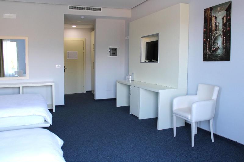 Gardenland Resort image