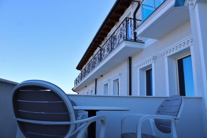 Gardenland Resort image