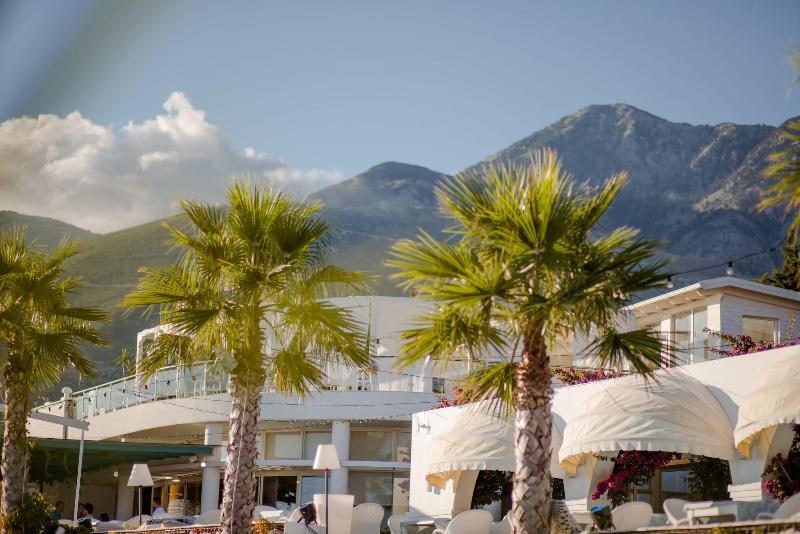Drymades Inn Resort image