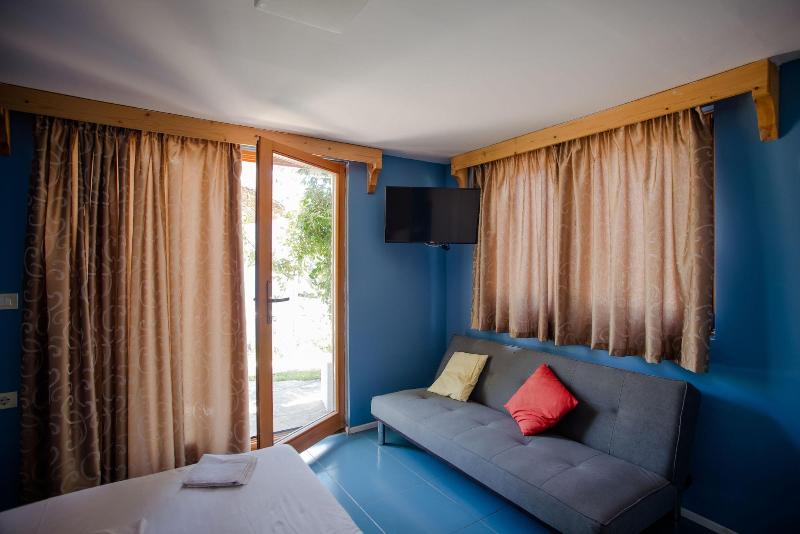 Drymades Inn Resort image