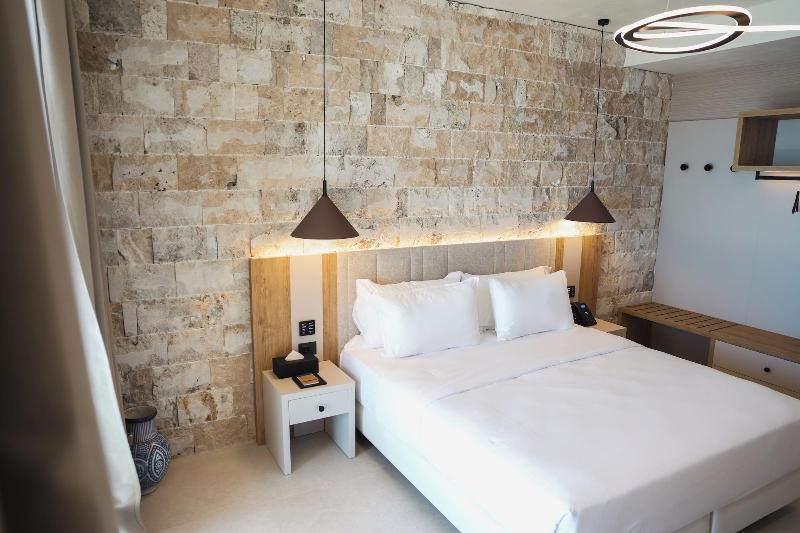 Drymades Inn Resort image