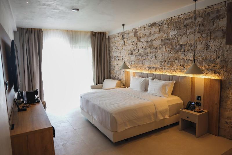 Drymades Inn Resort image