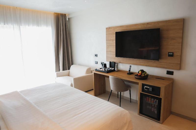 Drymades Inn Resort image