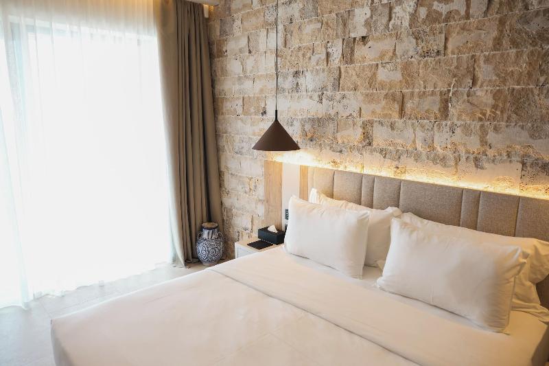 Drymades Inn Resort image