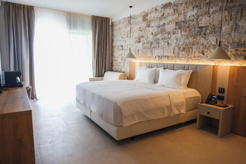 Drymades Inn Resort image
