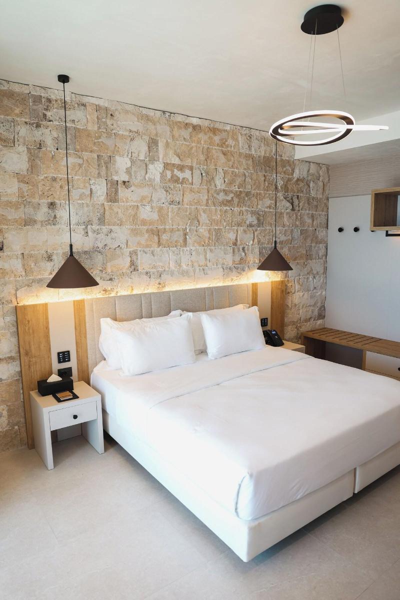 Drymades Inn Resort image
