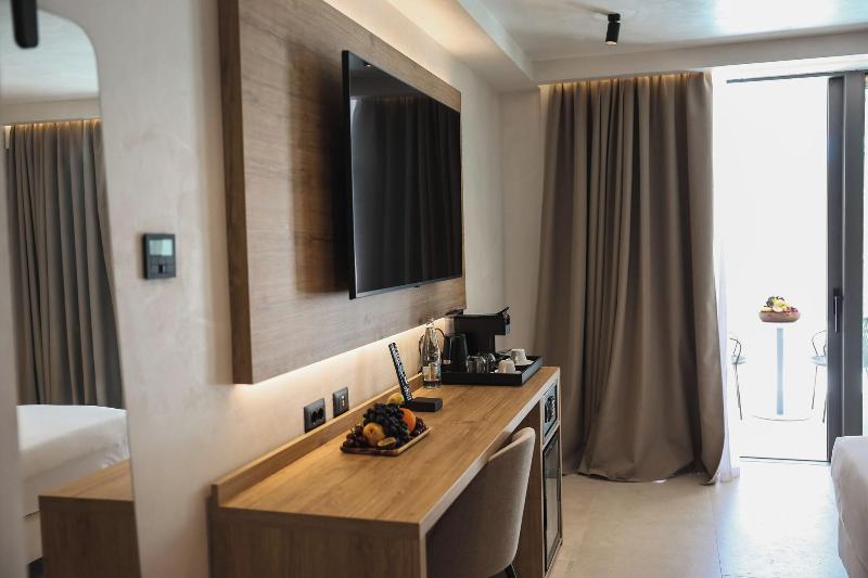 Drymades Inn Resort image