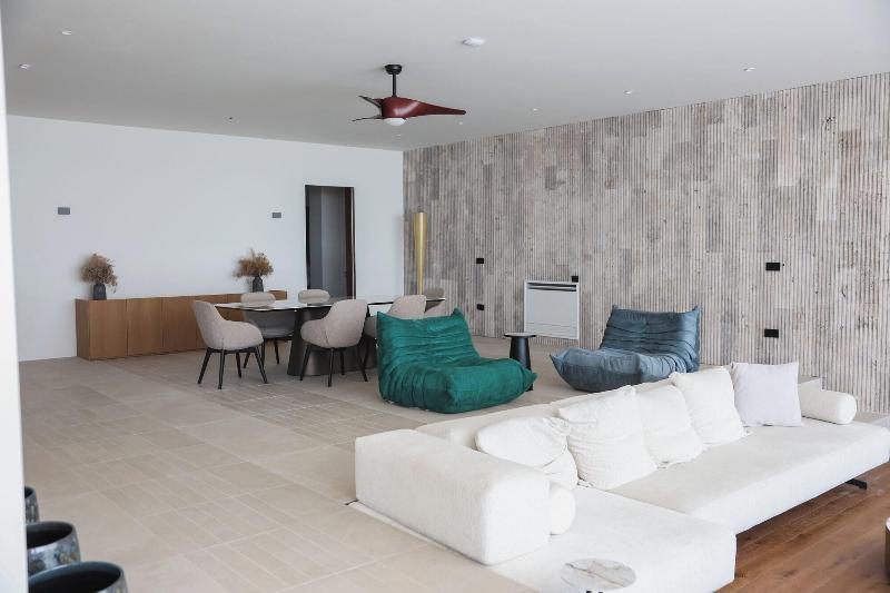 Drymades Inn Resort image