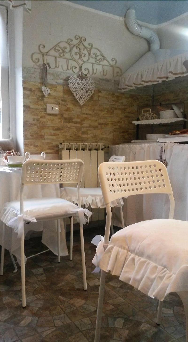 Lunartista Bed & Breakfast image