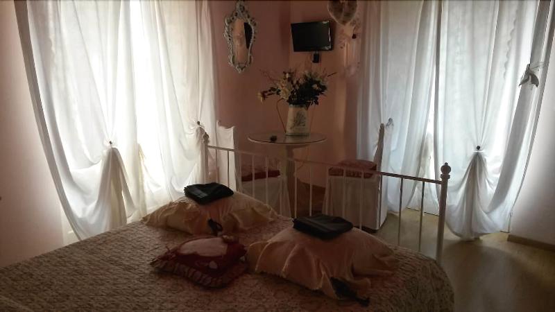 Lunartista Bed & Breakfast image