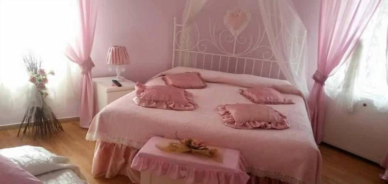 Lunartista Bed & Breakfast image