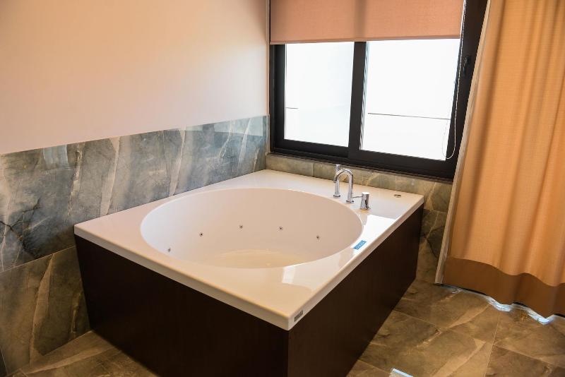 Brilliant Hotel & Spa image